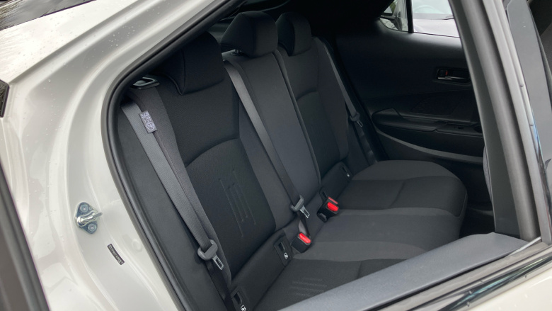 Toyota C-HR 2.0 PHEV Design 5dr CVT Hatchback